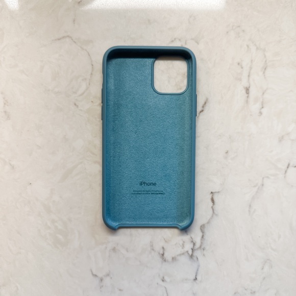 Authentic Apple iPhone 11 Pro Silicone Case - Various Colors - Picture 3 of 15